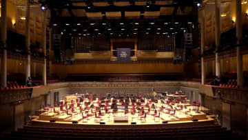 ノーベル賞授賞式の会場公開…10日の授賞式には生理学・医学賞の坂口志文さんと化学賞の北川進さんが出席 スウェーデン