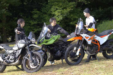 【足つき・取りまわしチェック】ミドルアドベンチャー3車比較！ トライアンフ・Tiger Sport 660／ロイヤルエンフィールド・New Himalayan／KTM 390 ADVENTURE Rどれを選ぶ？