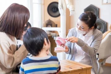 「歯みがきは1日に何回すべき？」その歯のお手入れ、間違っているかも⁉ 子育て世代は、歯のケアをアップデートして