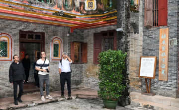 アジア太平洋通信社機構理事会の来賓が中国・海南省内を視察