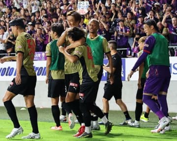 「レイソル惜しかった」鹿島優勝でJ１終幕、最終順位表に反響「京都３位だ！」「ヴェルディ17位は心配」