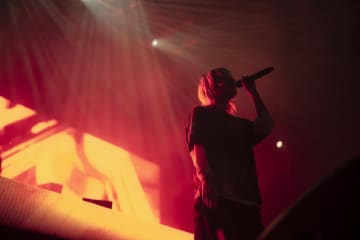 ＜ライブレポート＞水槽　過去を愛し、今を更新する【JUNCTION】の夜――“死ななくてよかった”その先を生きる41曲