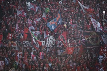 J1リーグ、年間総入場者数が史上最多を更新！　「8,073,557人」で平均入場者数も2019年超えの過去最多に