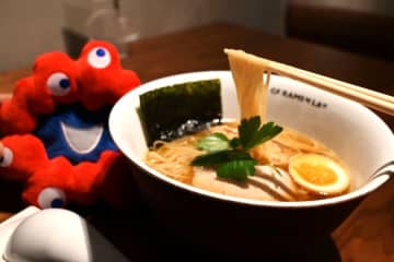 目指すは横浜、リアド！万博１８４日で生まれた、行列ラーメン店が抱く新たな夢