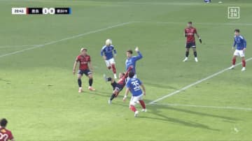 嘘だろ！？鹿島MFが「キャプテン翼やん」「ファンタジスタだ」ミス帳消しのスーパーアシストにファン驚愕「執念でカバー」