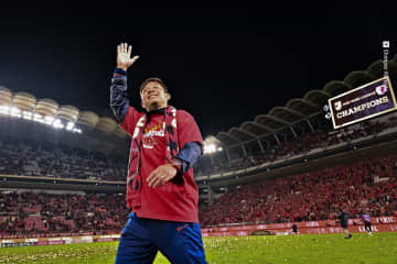 「感無量、本当に言うことない」就任1年目で鹿島に9年ぶりのJ1タイトル、鬼木達監督の恩返し「決断は正しかった」