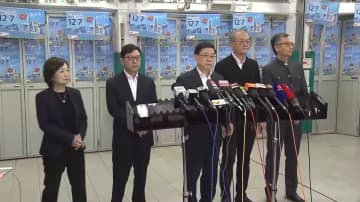 香港の高層住宅火災、負傷者全員が危険な状態脱する