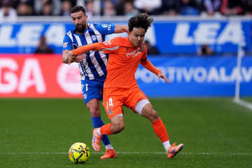 先発の久保建英は“シュート0本”で交代…レアル・ソシエダ、アラベスに屈してリーグ戦連敗