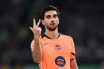 フェラン、“開始40分”で圧巻のハットトリック！　バルサがベティスを破ってリーグ6連勝