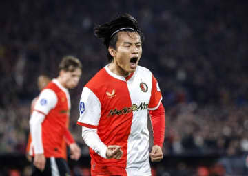 好調のフェイエ上田綺世が公式戦３戦連発！圧巻のヘッド弾で、リーグ戦で驚異の15戦15発！