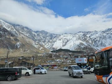 「山」がデザインされた「世界の国旗」5選！　激レア形状＆ユニーク三角形＆異名“山頂の独立国”ほか