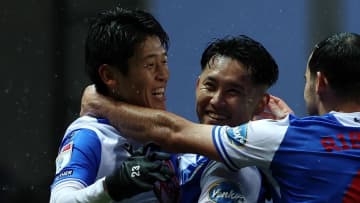 29歳と28歳の日本代表経験者デュオ、海外でゴール演出もまさかの試合打ち切りに