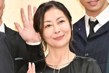 中山美穂さん逝去から1年、ファンの追悼花火に妹・忍が感謝　盟友監督の哀悼にも反響「心にめちゃ沁む…」