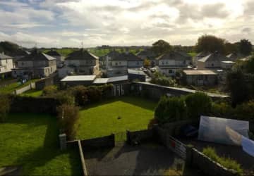 アイルランドの母子施設跡、新たに乳児の埋葬場所発見　未婚妊婦を収容、36年間で800人死亡