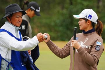 2日連続60台は6人だけ 櫻井心那「めっちゃイライラ」ボギーから上がり2連続バーディ