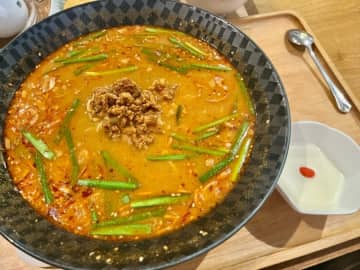 【中村橋】『唐苑』のまんぷく麻辣湯麺ランチ