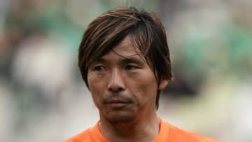 「こんな問題児の僕を拾ってくれた…」J1チームを退団する37歳元日本代表スターが涙の感謝