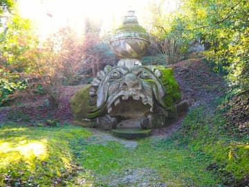 怪物が潜む聖なる森で異世界散策！　イタリア・ボマルツォの『怪物庭園』【ブーツの国の街角で】