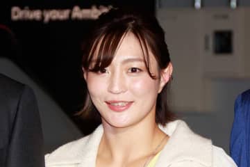 女子柔道・角田夏実、ミニ丈ウエアで蒸し風呂満喫　20日放送『サウナの神さま』に出演