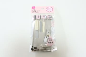 ダイソーのこれバッグに入れとくと安心！「出先で割れると絶望…」あれをサッとケアできるセット