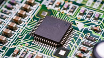 パソコンと主要部品の値上がりはいつまで続く？高騰の理由と今後の見通し