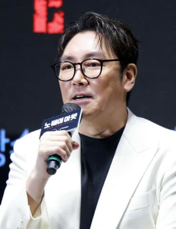 歌手イ・ジョンソク、チョ・ジヌンを擁護するコメントを投稿するも削除