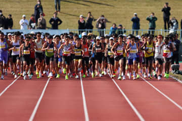 「ペースメーカーが一番走れてる説」元日本記録保持者の好走に視線集中！青学大・原監督も「復活する姿が見たい」