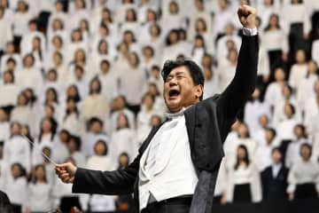 年末恒例「歓喜の歌」高らかに　大阪、1万人の第九