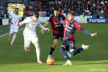 ローマが今季初のリーグ戦連敗…後半開始早々にゼキ・チェリク退場、終盤被弾でカリアリに敗れる