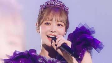 FRUITS ZIPPER仲川瑠夏 金髪ボブの大胆イメチェン新ヘアスタイル披露!「ビジュ爆発しすぎ!」瞳きゅるきゅるのカメラ目線に「あまりにも可愛すぎる」