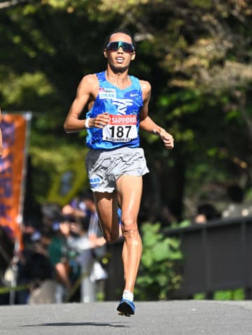 東海大ロホマン・シュモン「ここで諦めたらダメだよ」支えてくれた母への“言葉”　2年ぶりの箱根路で恩返しの走り誓う