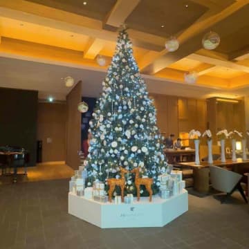 【JWマリオット・ホテル奈良】優雅に彩る チャリティークリスマス点灯式2025