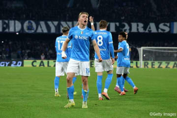 ナポリがホイルンド2発で“名門対決”制す！　3連勝で暫定首位浮上…ユーヴェは新体制初黒星