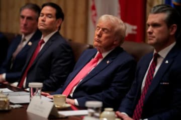 「大丈夫…？」トランプ氏、居眠り連発で疑問視される健康状態→政府は「極めて良好」と主張