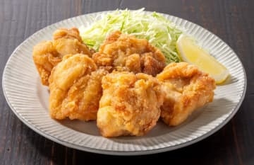 吉野家、お店の味を再現した「冷凍から揚げ」発売。おうちで「から牛」も楽しめる