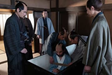 【べらぼう】蔦重提言の策で敵討ち　視聴者「心臓バクバク」「ハラハラする」「火サスか」