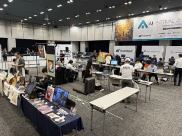 “AI版コミケ”には「作りたい」という純粋な熱量が溢れていた ～HDD故障をAIで予測する同人誌、ローカルで対話可能なスマスピなど、個性豊かな作品が集結／初開催の「AIクリエイターズマーケット」レポート【AIフェスティバル 2025】【特集・集中企画】