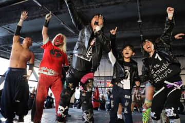 【FMWE】大仁田厚がホームでの年内最終戦でSSPW間下隼人に屈辱のフォール負け!「負けても次勝てばいい」