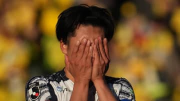 「申し訳ありません」J1昇格プレーオフで衝撃敗戦の20歳逸材が涙…ファン・サポーターに謝意