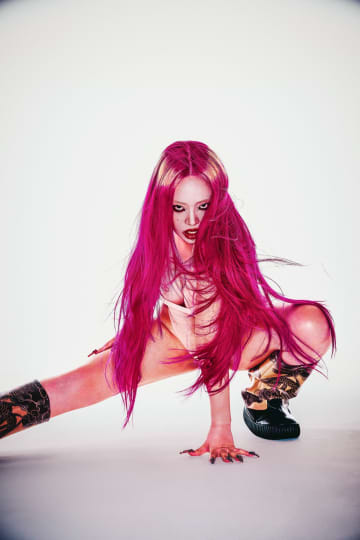 ちゃんみな、体調不良によりアジア授賞式への出演キャンセル発表「早く回復する様努めます」