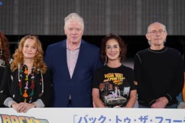 『バック・トゥ・ザ・フューチャー』40周年を来日セレブとお祝い