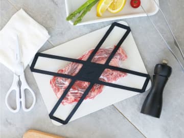 押し付けて急速解凍するプレート　粗熱とりも