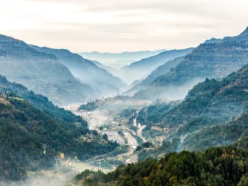 特色産業の発展に注力する美しい農村　中国・重慶市中益郷