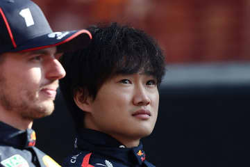 角田裕毅F1“最終戦”で「泣いちゃう」光景　親友の振る舞いに感激「友情は永遠だよ」