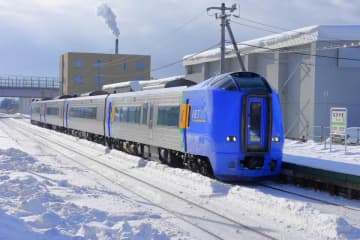 JR特急から自由席が消えていく 代わりに増える「全車指定席」必ず座れるが割高、ガラガラでも予約必要で面倒