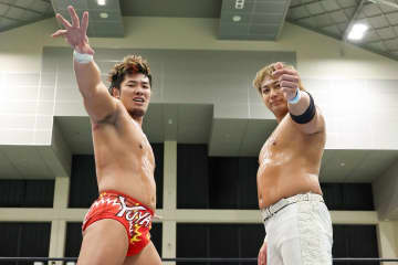 【新日本】上村優也、故郷・愛媛で「熱き嵐」を巻き起こす！ H.O.Tの暗黒を切り裂き、海野翔太と共に『WTL』制覇へ加速「「ここまで来たからには準決勝、決勝のリングしか見えてない」