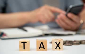 友人から「ふるさと納税いくら寄付した？」と質問されました。私は年収450万円ですが、返答すると“年収バレ”につながりますか？