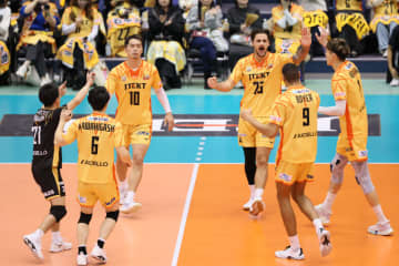 【SV男子結果】STINGS愛知が愛知ダービー2連勝で3位に浮上！ サントリーは首位に躍り出る【第7節】