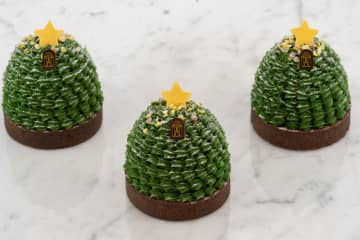 アンジェリーナの人気「モンブラン」がクリスマスツリー仕様に、濃厚マロンクリーム×ピスタチオムース