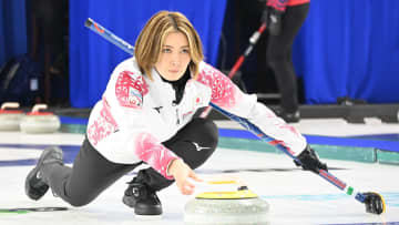 【カーリング】女子日本代表がチェコに勝利し無傷の4連勝　序盤からリードし盤石の試合運び　五輪最終予選